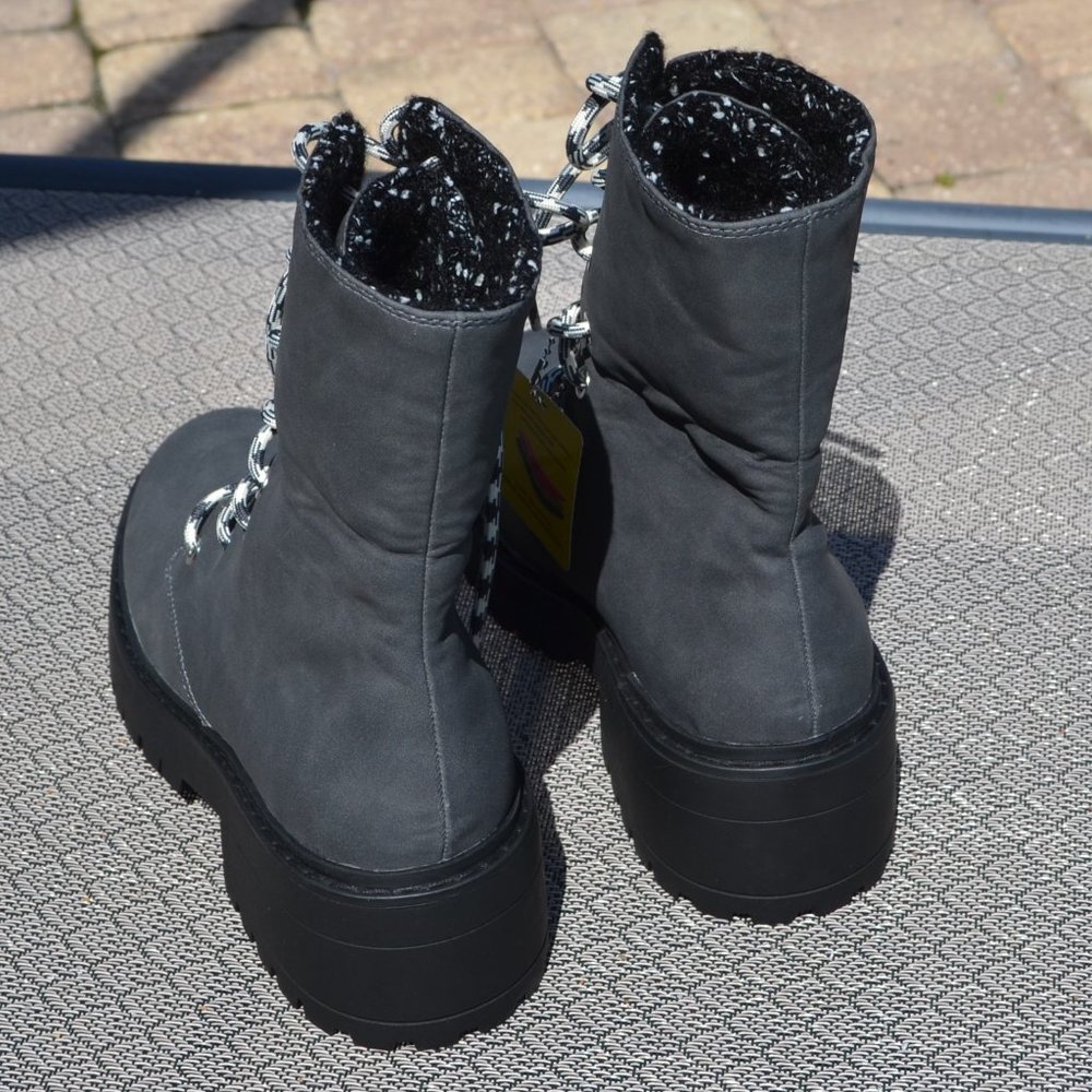 NEW Women's SKECHERS Black Memory Foam Boots Hiking Work KNIT BUZZ Size 7.5 - Picture 6 of 9